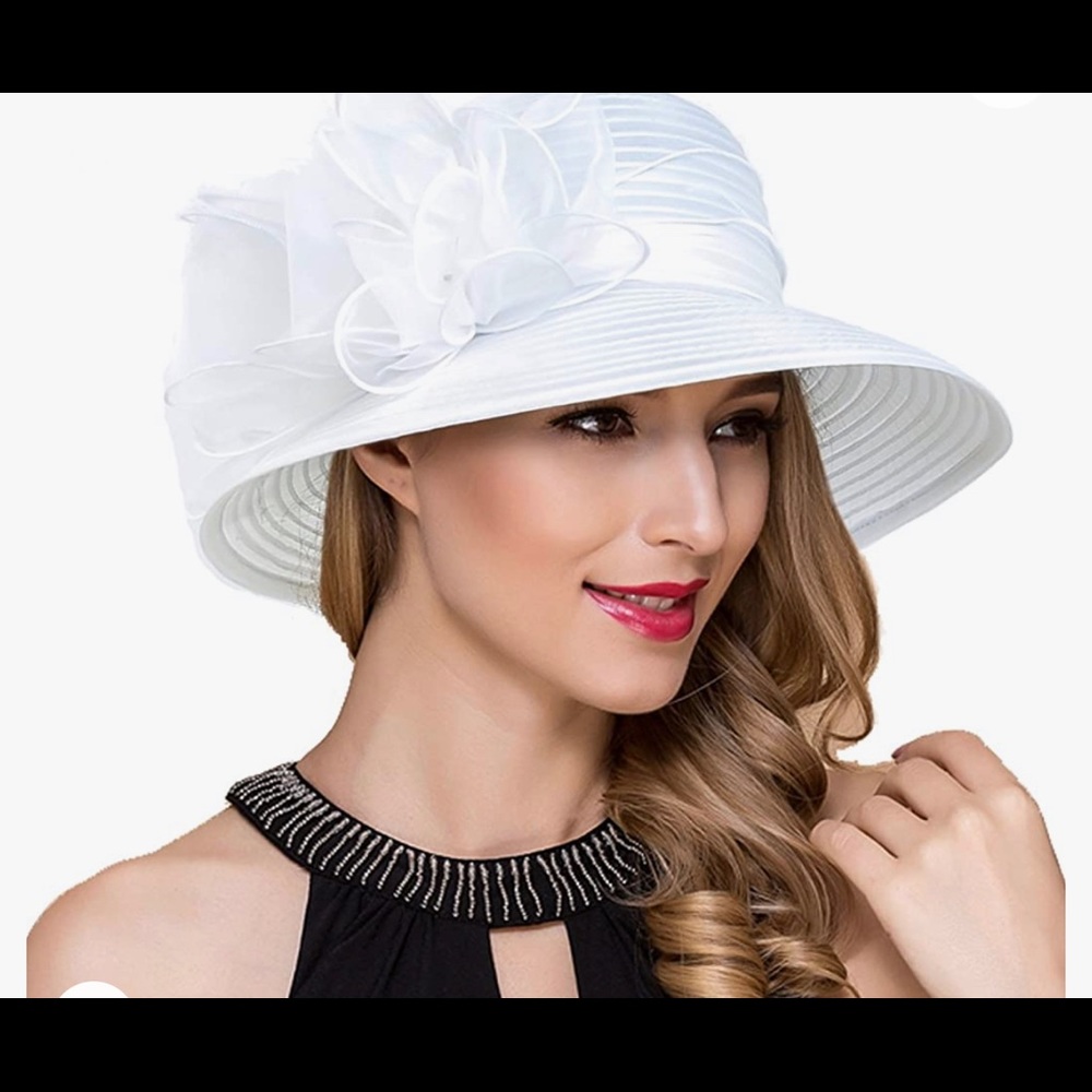 Bucket hat
